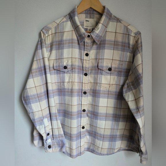 Tilley Tops - TILLEY 💯 Organic Cotton Plaid Button-Up Shirt